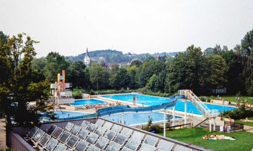 Freibad Wiehl mit Photovoltaik-Anlage. Foto: Stadt Wiehl